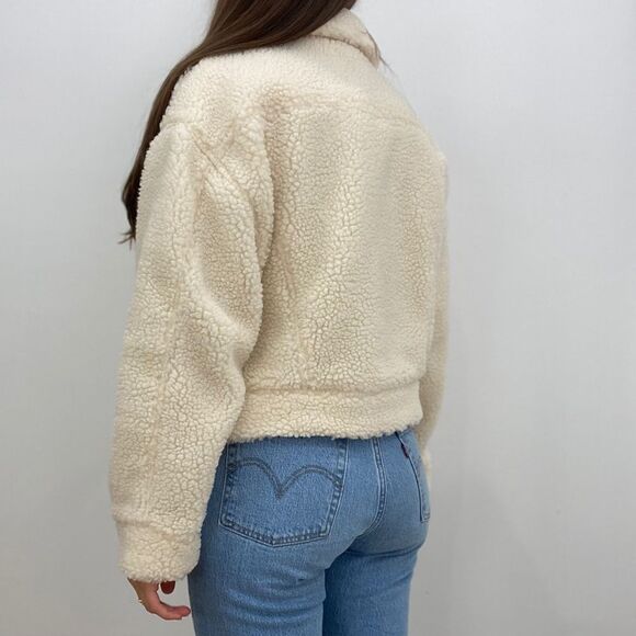 NWT Cream Button Up Teddy Sherpa Jacket - Picture 5 of 6
